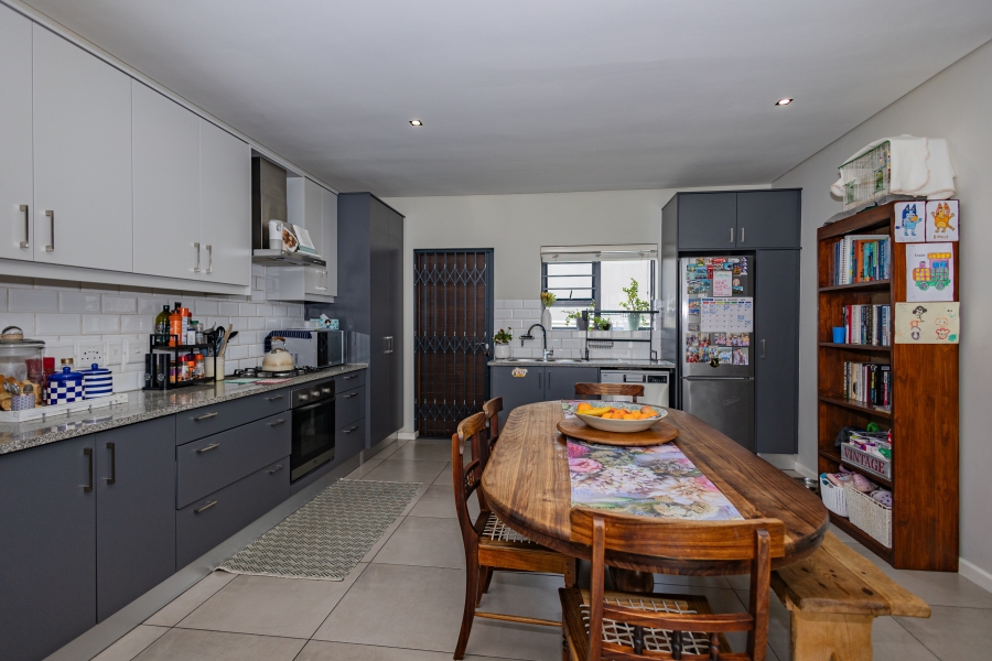 3 Bedroom Property for Sale in Haasendal Western Cape